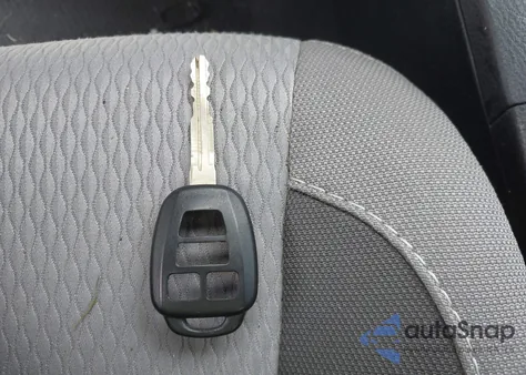 2017 Toyota Corolla Le из США, поврежденный, VIN 2T1BURHE8HC947192